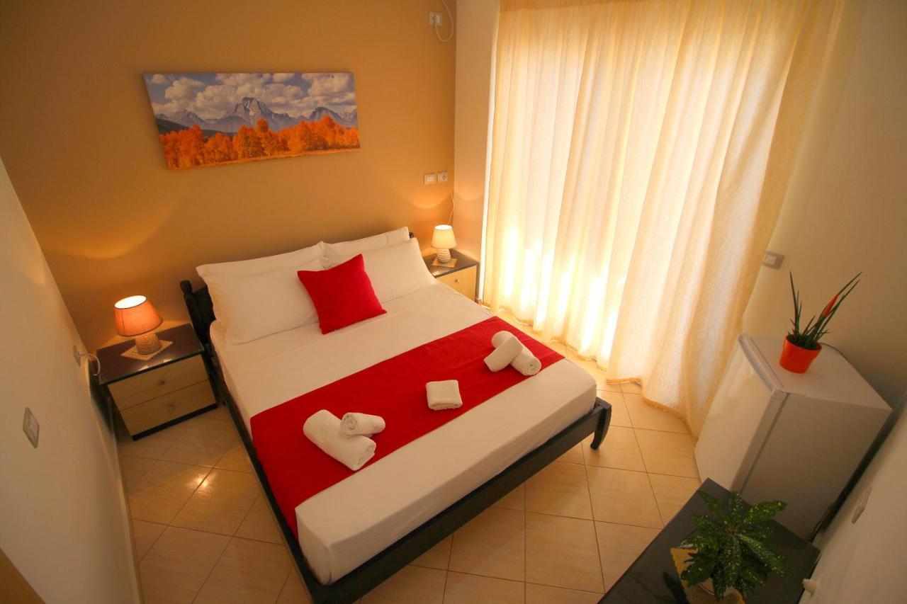 Centrum Hotel Ksamil Zewnętrze zdjęcie
